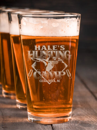 Duck Hunting Camp : Pint Glasses - Engraved