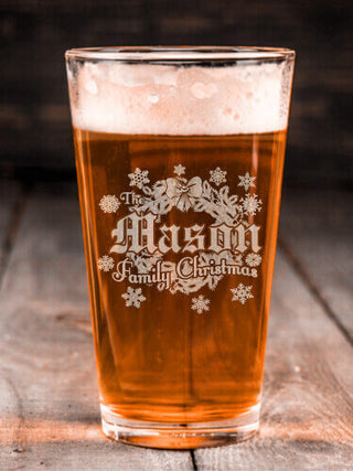 Family Christmas : Pint Glasses - Engraved