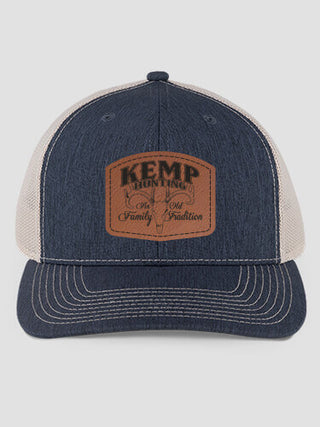 Hunting Family Tradition : Structured Trucker Hats with Patch