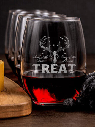 American Hunter : Cheese Board Wine Glass Gift Sets - Engraved
