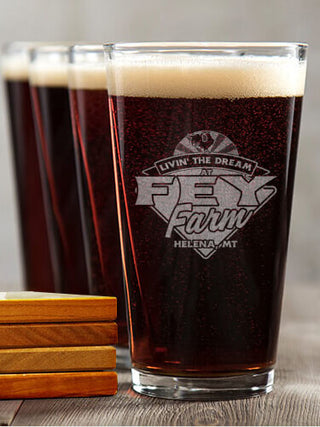 Livin' The Dream Farm : 4 Pint Glasses - Engraved 4 Coasters Gift Set