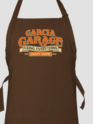 Fixing Everything Garage : Printed Aprons