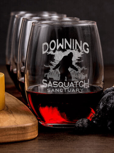 Sasquatch Sanctuary NA 1 Cheese Board 4 Wine Glass Gift Set - Engraved